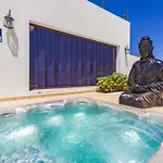 Villa Buddha